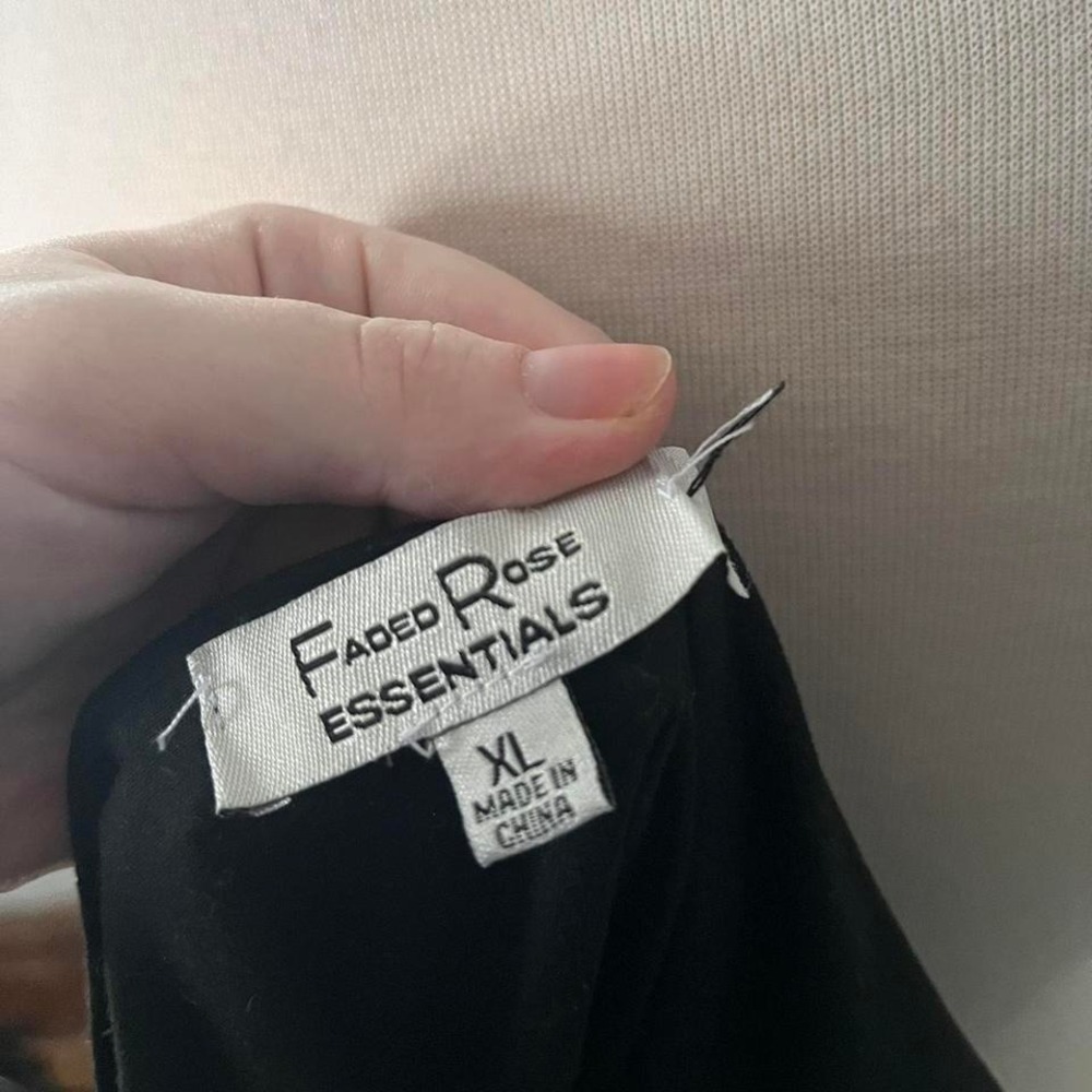 black basic square neck fitted top - Picture 4 of 4